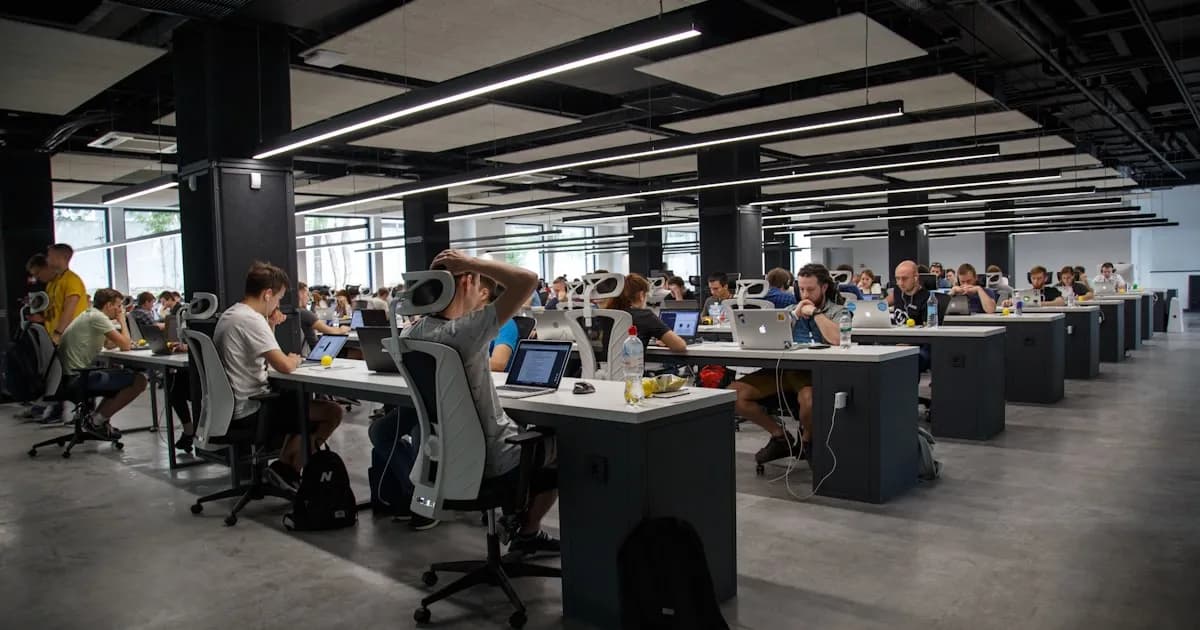 React vs Next.js vs Vue: Choosing the Right Framework for Your Business in 2026